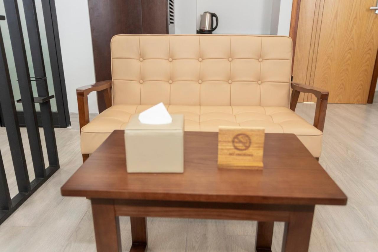 La Casa Tuy Hoa Hotel Екстериор снимка