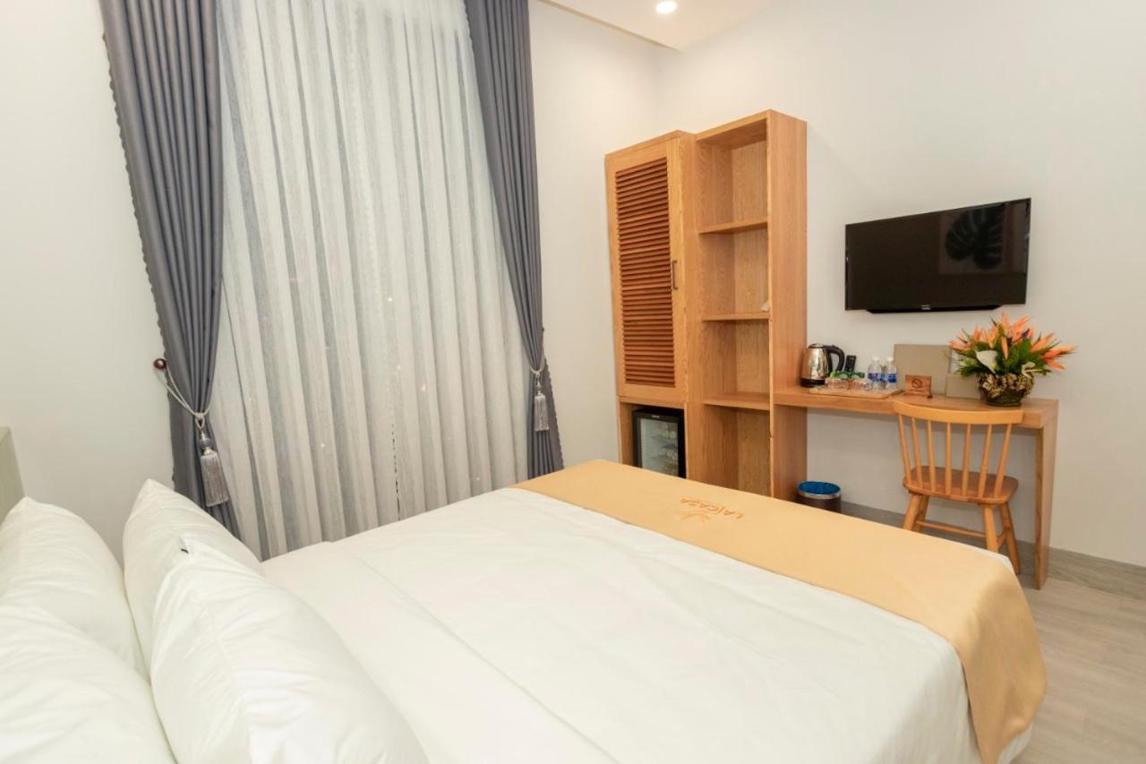 La Casa Tuy Hoa Hotel Екстериор снимка