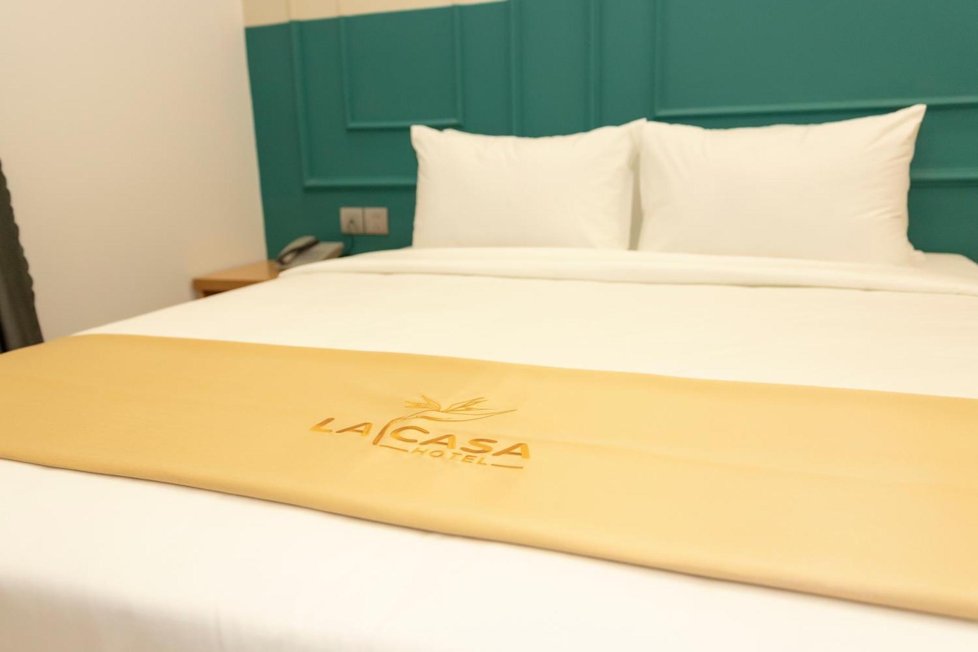 La Casa Tuy Hoa Hotel Екстериор снимка